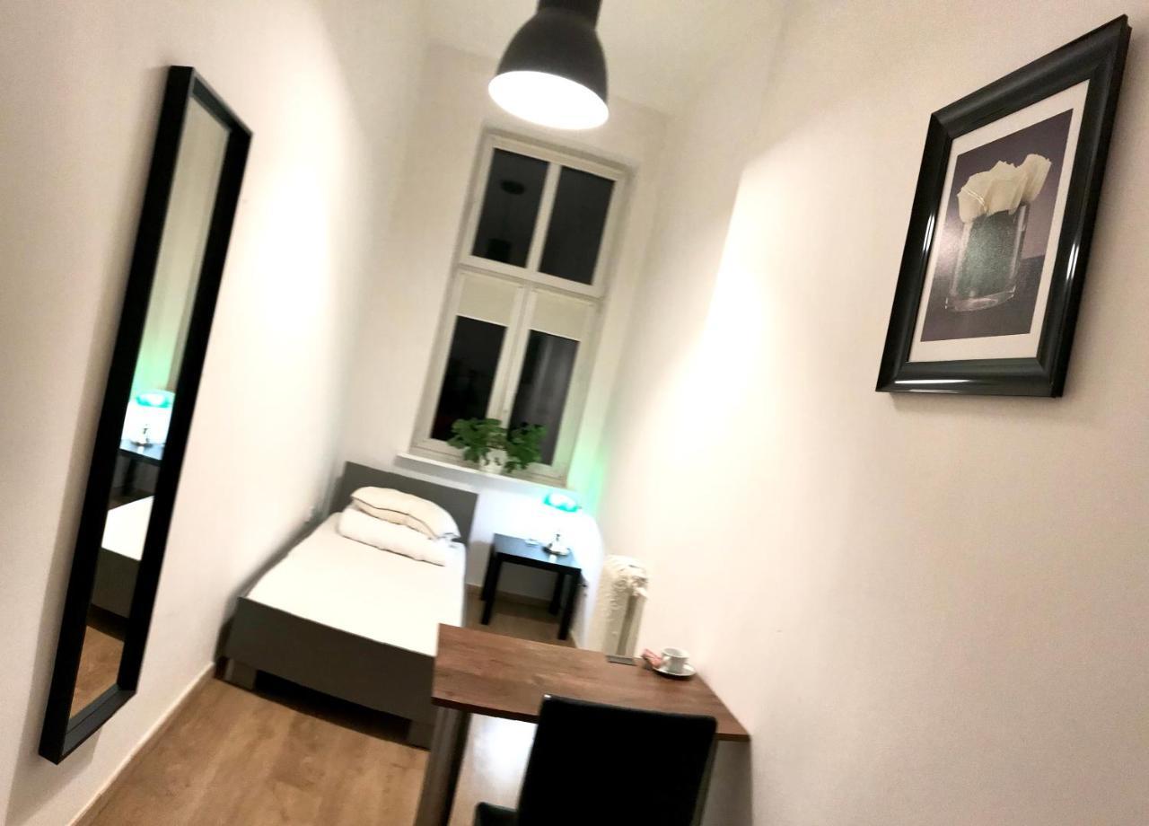 Green Hostel Познань Екстер'єр фото